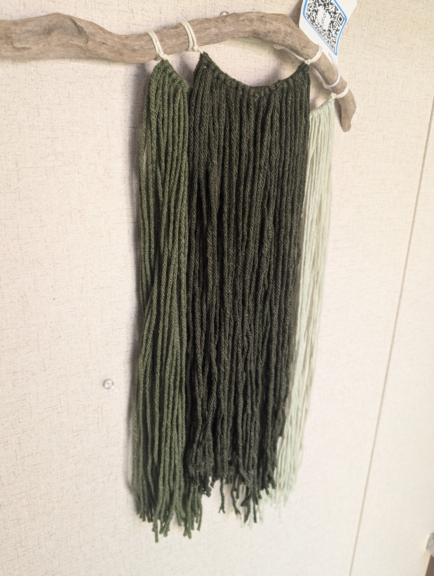 Greens Modern Style Wall Hanging 13" W 21" L